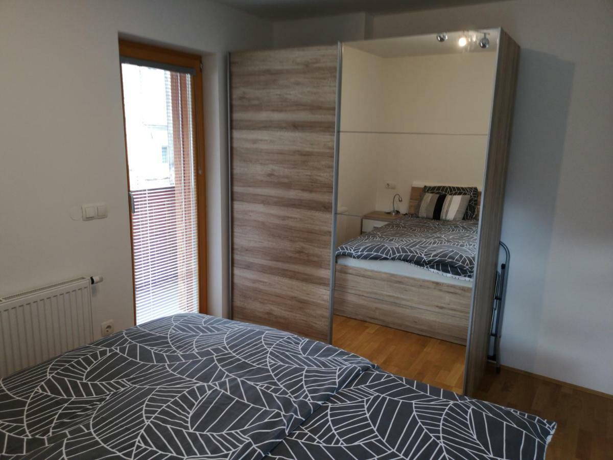Apartma Lucijana Мойстрана Екстериор снимка