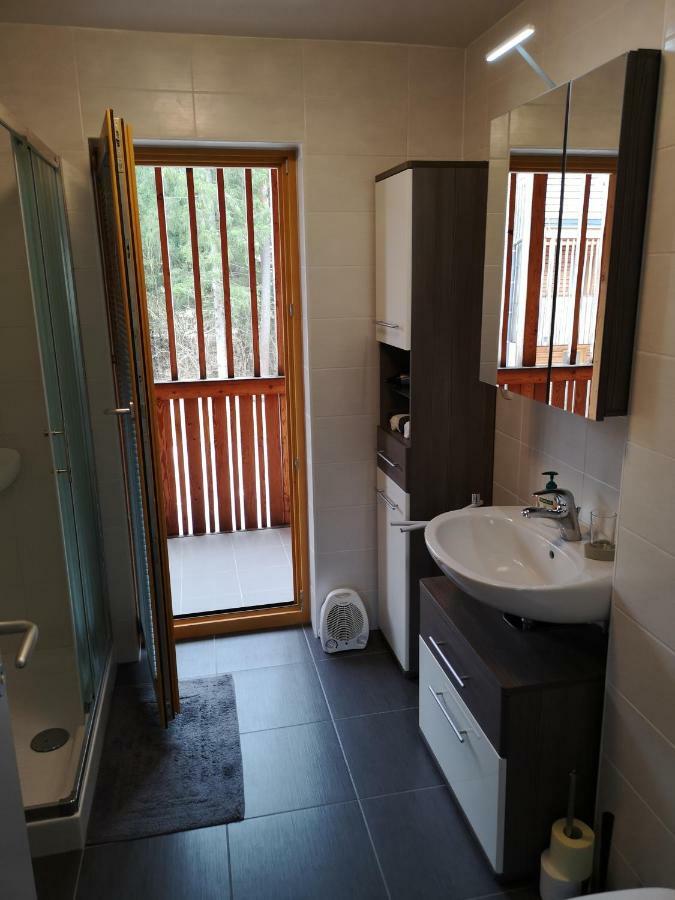 Apartma Lucijana Мойстрана Екстериор снимка
